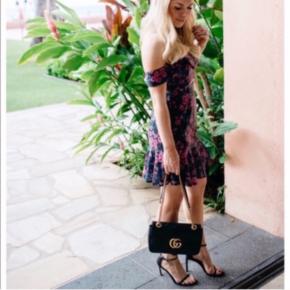 NWT❗️WAYF 🖤🌸 Janet Flounce Floral Sequin Dress - Picture 2 of 8